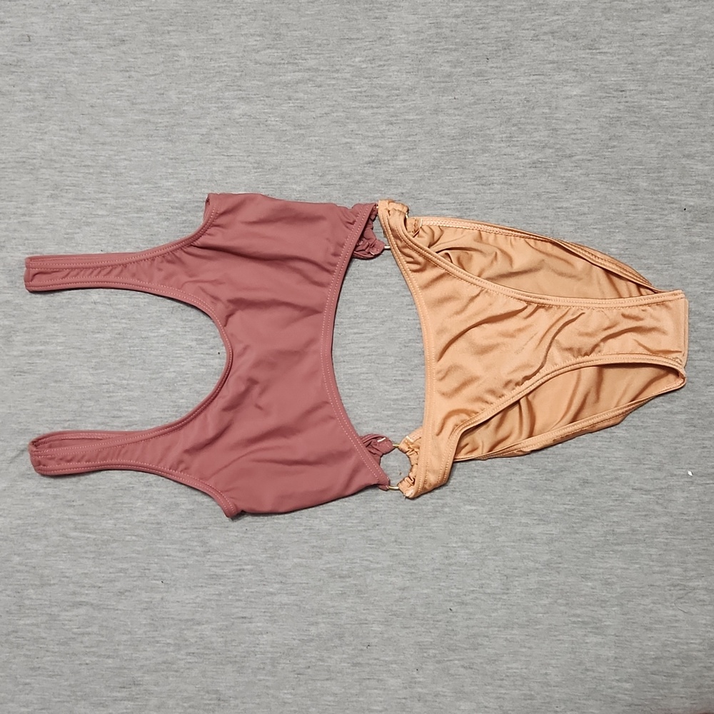 IN THE STYLE Color Block Monokini One Piece High Cut O-Ring Cut Out Swimsuit